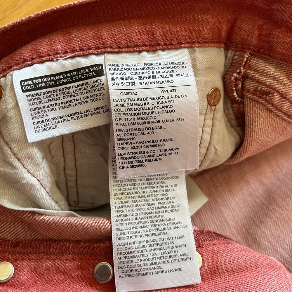 Levi’s 501 White Oak Cone Denim Jeans Red Light Wash Button Fly Classic Colorful - Picture 5 of 14